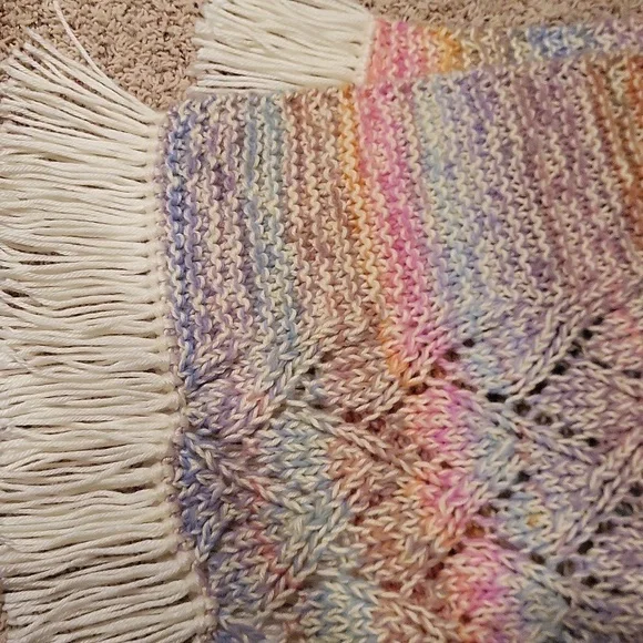 Oversized scarf/wrap, handmade knit, pastel colors, NWOT - Picture 8 of 11